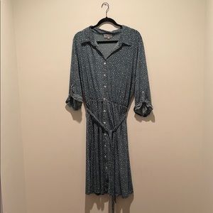 Green and White Poly Shirt Dress Elastic Waist